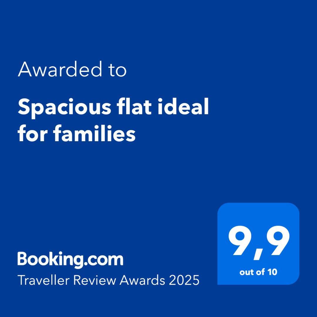 Spacious Flat Ideal For Families Atene Esterno foto